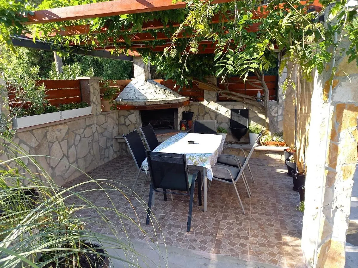 Apartmani Alma Pola Croazia
