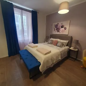  Apartment Kety & Private Parking