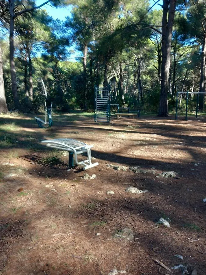 Apartmani Alma Pula 0*,