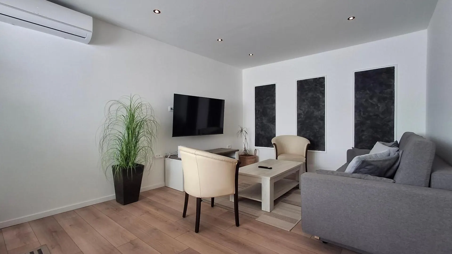 Апартаменты Apartmani Alma Пула